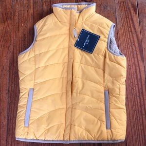 Lands end girls weatherly vest, warm fuzzy liner. Size medium (5-6), NWT